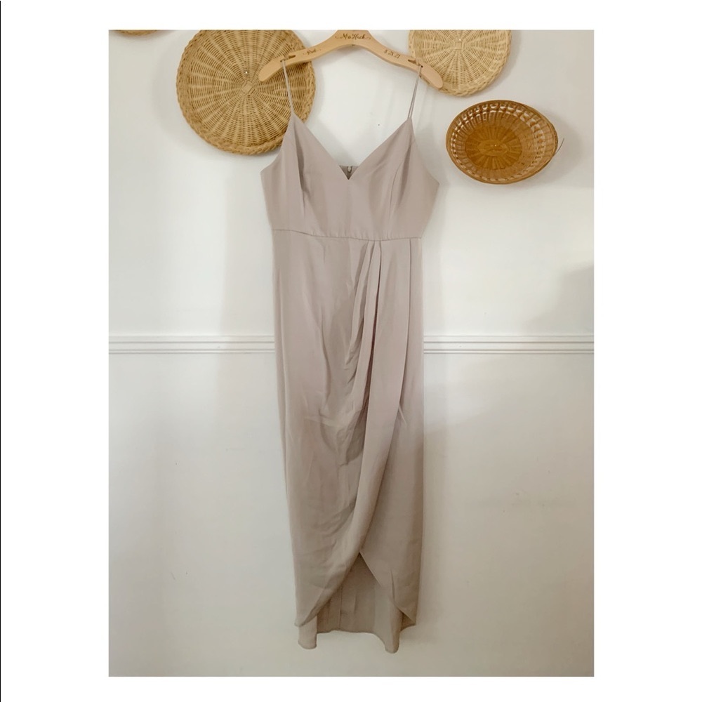Shona Joy dress in color oyster